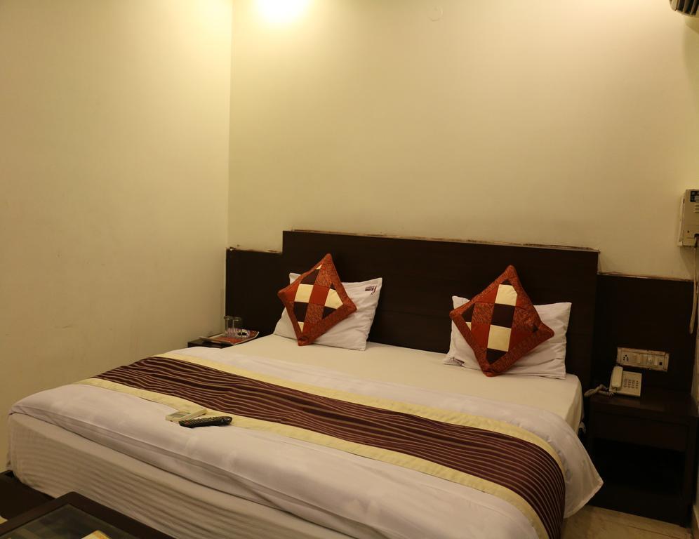 Hotel Seven Seas Inn نيودلهي المظهر الخارجي الصورة
