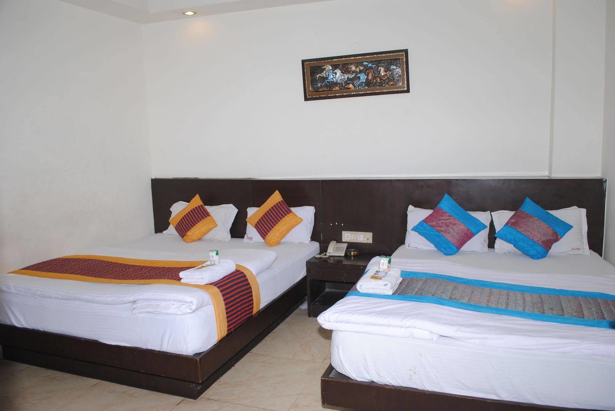 Hotel Seven Seas Inn نيودلهي المظهر الخارجي الصورة